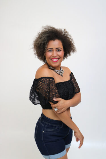Viviane Santana (51)